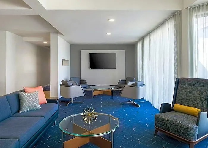 Courtyard By Marriott Airport 3* Phoenix