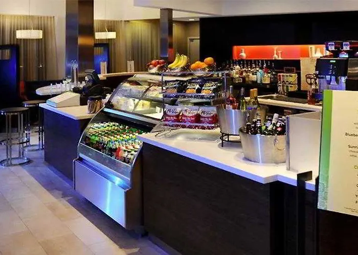 Courtyard By Marriott Airport Phoenix